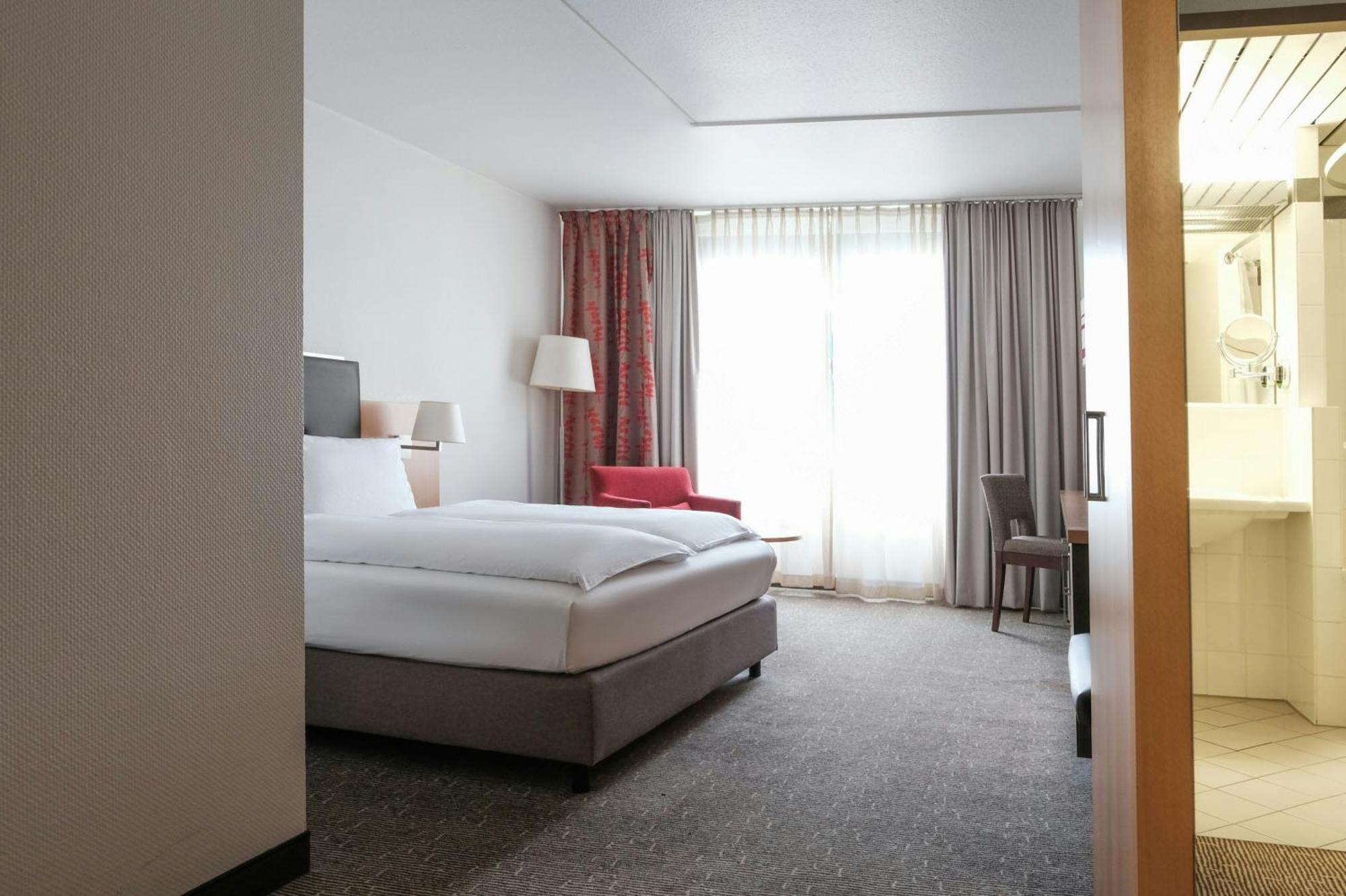 Four Essen City Centre Bagian luar foto